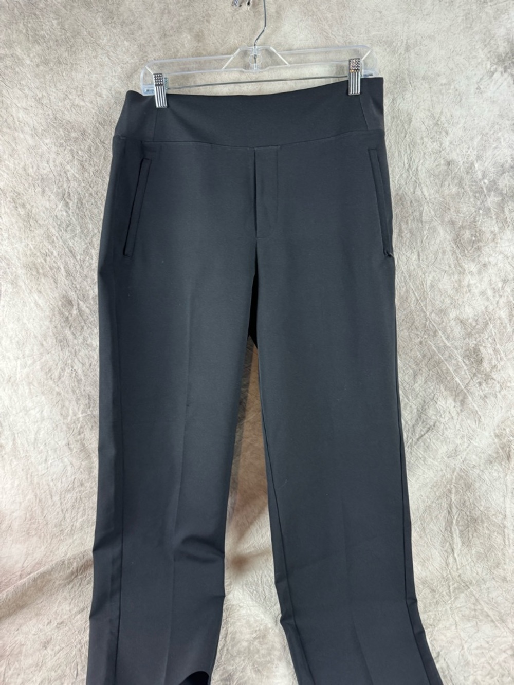 Athleta endless High Rise Black Cropped Pants 10 Pull On  zip pockets